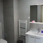 Eluxory Apartament *