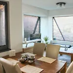 Apartament Eluxory *