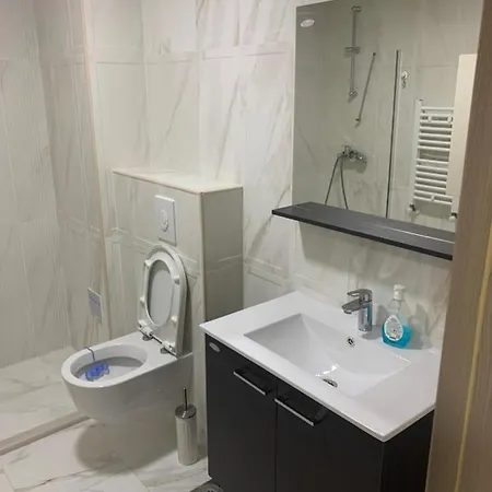 Eluxory Apartman Szkopje