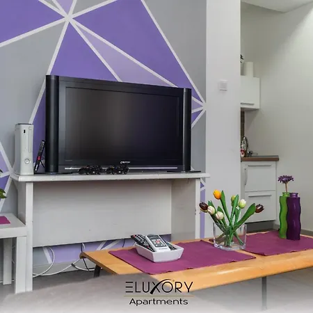 Eluxory * סקופיה