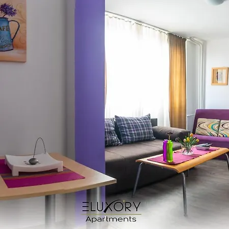 דירה Eluxory סקופיה