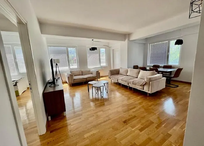 Eluxory Apartament
