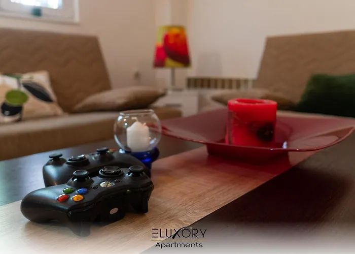 Apartament Eluxory *